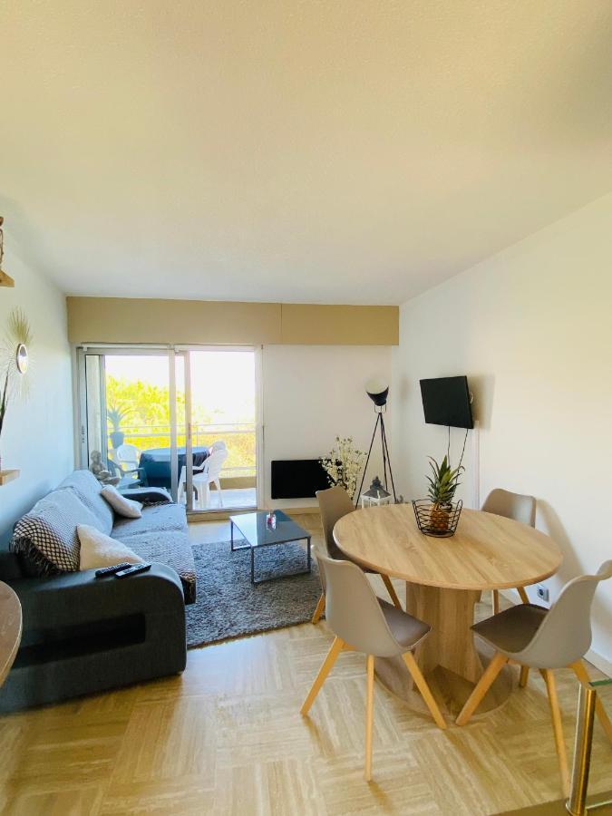 Appartement Cote D'Azur Plage - Piscine - Tennis فينوف لوبيه المظهر الخارجي الصورة