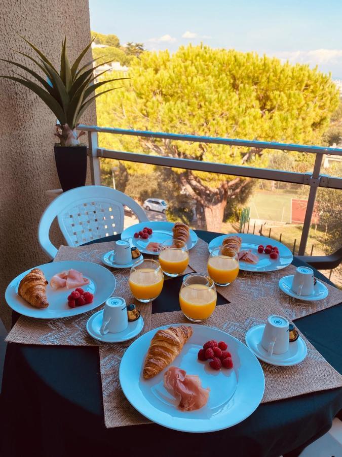 Appartement Cote D'Azur Plage - Piscine - Tennis فينوف لوبيه المظهر الخارجي الصورة